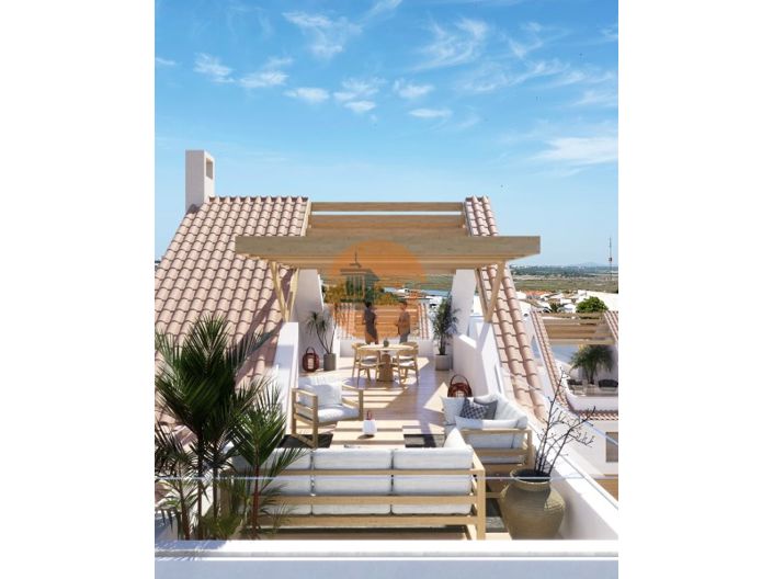 Image No.8-3 Bed House for sale