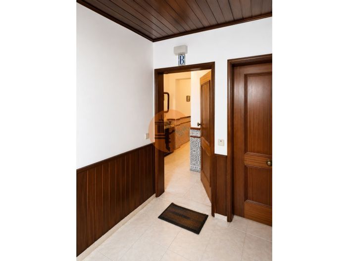 Image No.12-3 Bed Apartment for sale