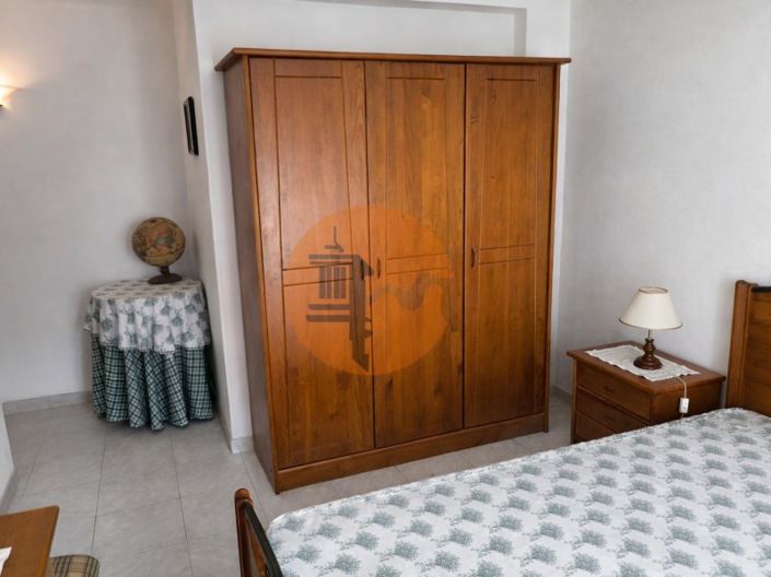 Image No.18-3 Bed Apartment for sale