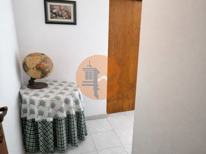 Image No.20-3 Bed Apartment for sale