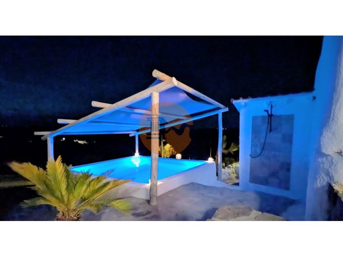 Image No.3-1 Bed House for sale