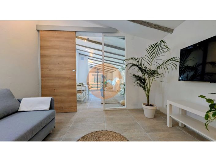 Image No.6-1 Bed House for sale