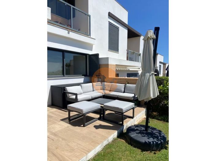 Image No.18-3 Bed House for sale