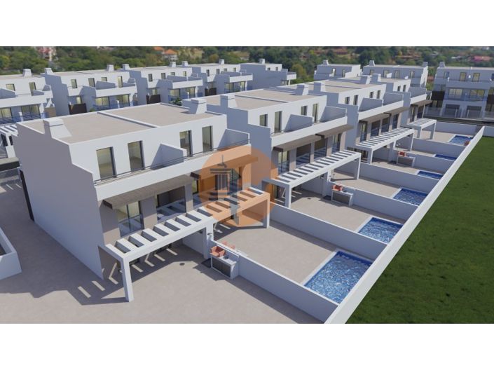Image No.19-3 Bed House for sale