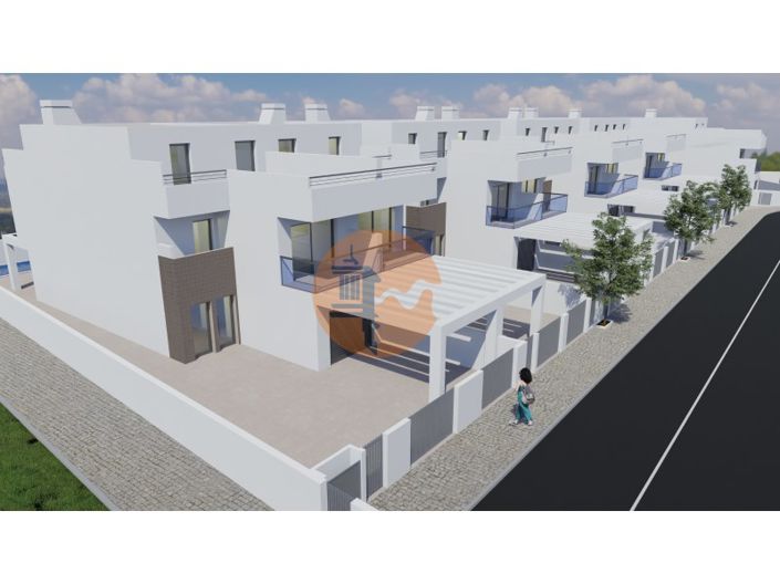 Image No.11-3 Bed House for sale