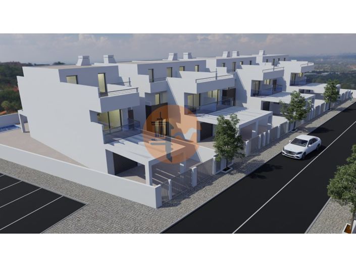 Image No.23-3 Bed House for sale