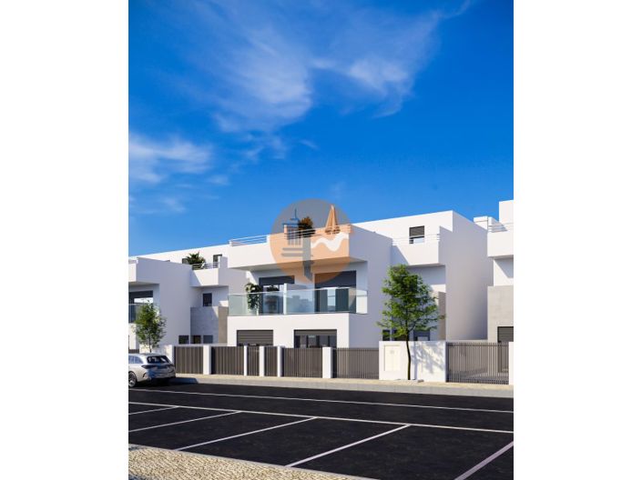 Image No.28-3 Bed House for sale