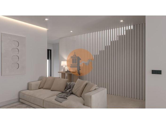 Image No.36-3 Bed House for sale