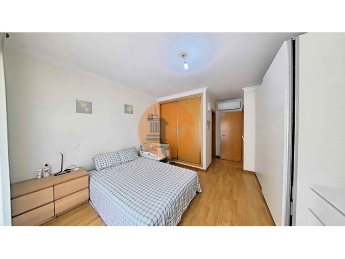 Image No.25-2 Bed Apartment for sale