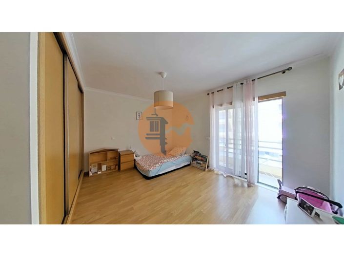 Image No.26-2 Bed Apartment for sale