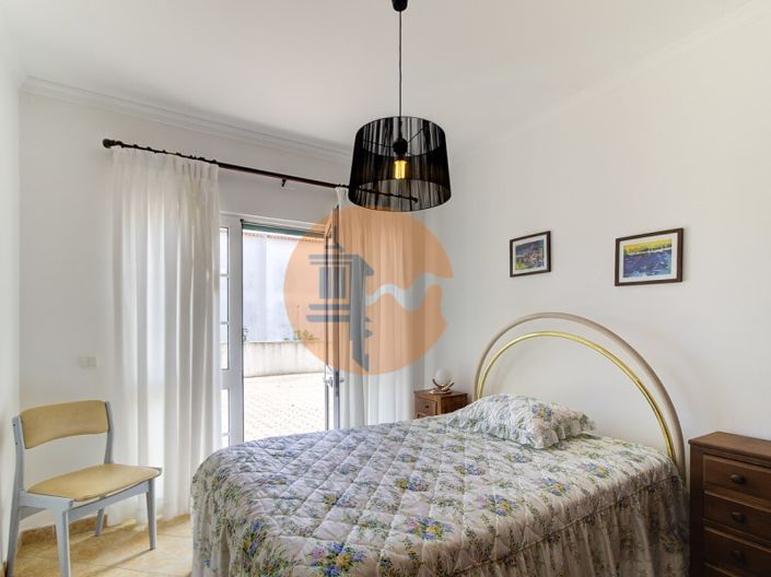 Image No.16-2 Bed House for sale