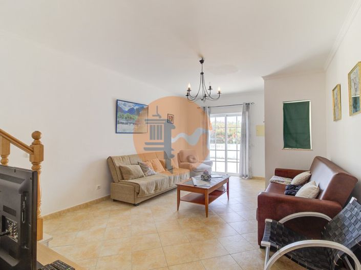 Image No.2-2 Bed House for sale
