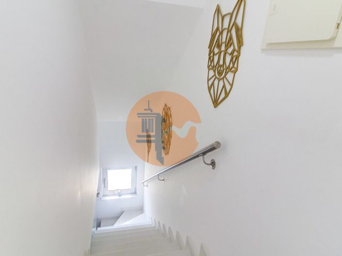 Image No.18-2 Bed Apartment for sale