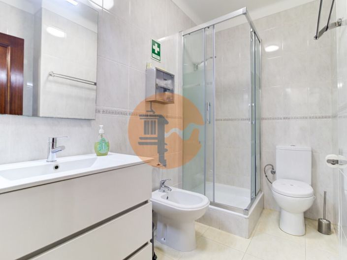 Image No.22-2 Bed Apartment for sale