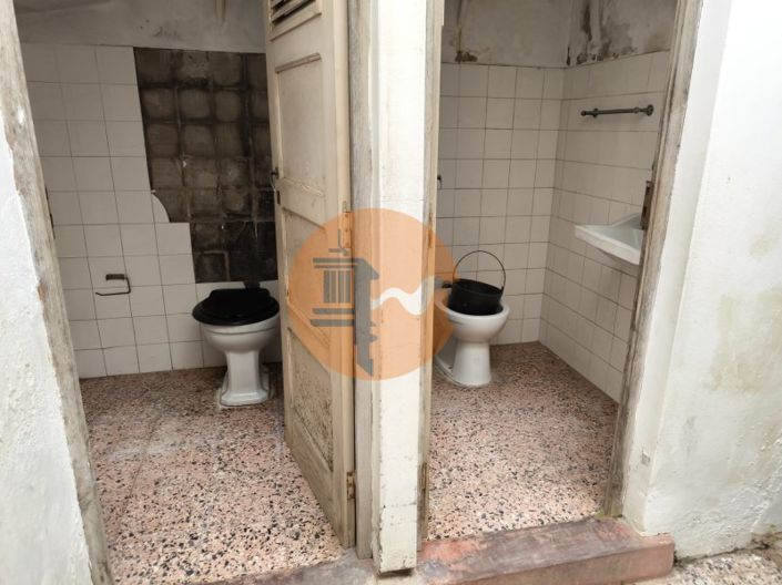 Image No.19-4 Bed House for sale