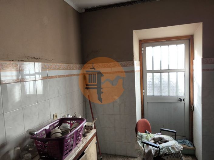 Image No.21-4 Bed House for sale