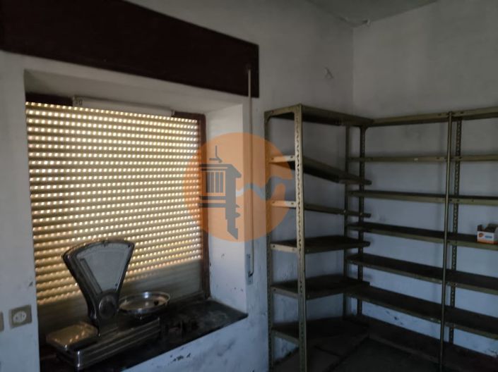Image No.27-4 Bed House for sale