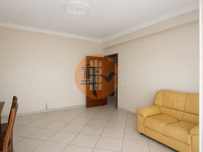 Image No.10-2 Bed House for sale