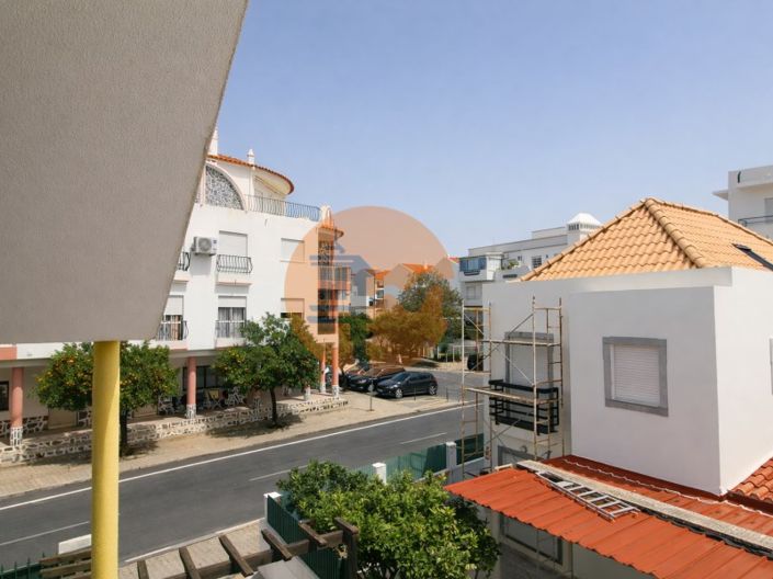 Image No.18-2 Bed House for sale
