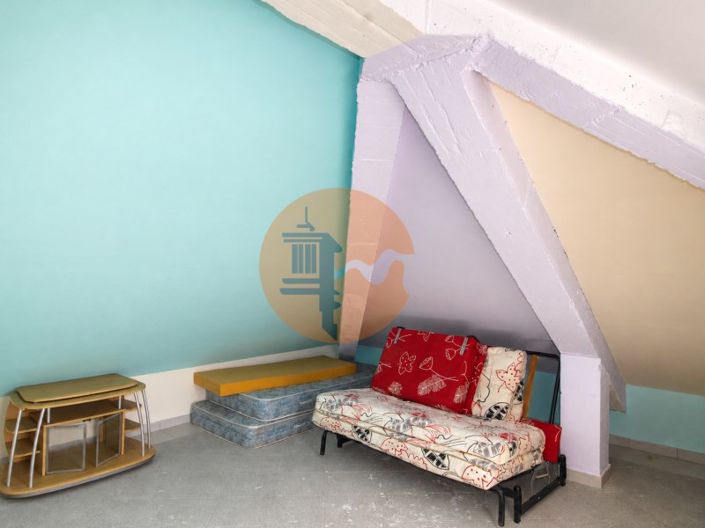 Image No.23-2 Bed House for sale