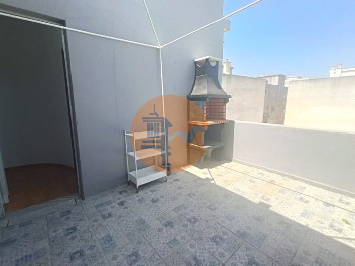 Image No.17-2 Bed Apartment for sale