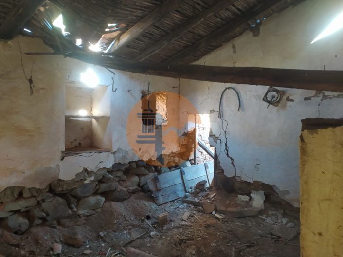 Image No.27-2 Bed Farmhouse for sale