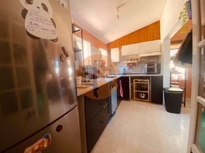 Image No.13-2 Bed House for sale
