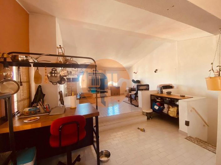Image No.15-2 Bed House for sale