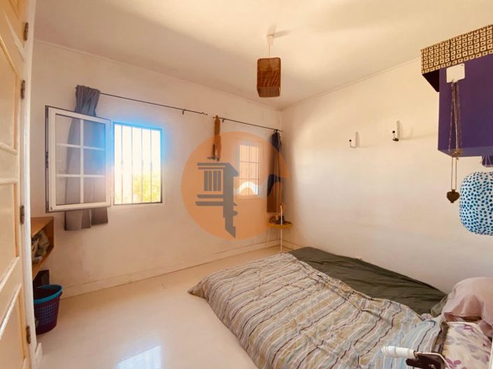 Image No.18-2 Bed House for sale