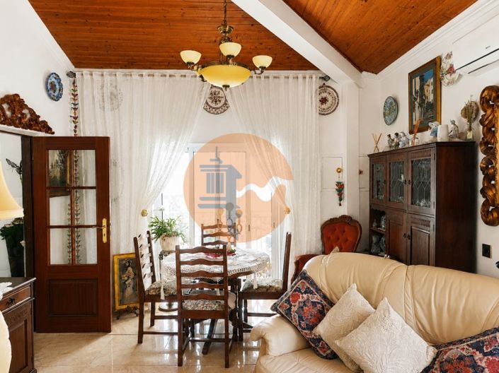 Image No.38-3 Bed House for sale