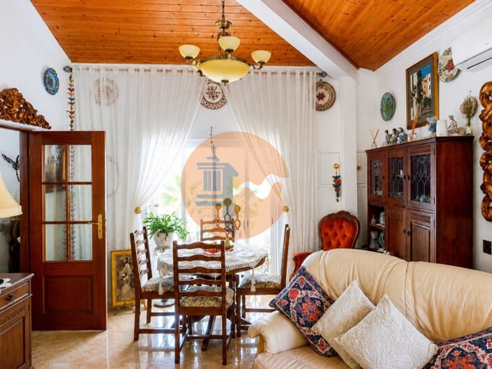 Image No.40-3 Bed House for sale