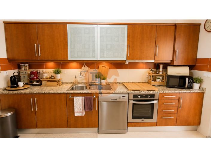 Image No.14-3 Bed Apartment for sale