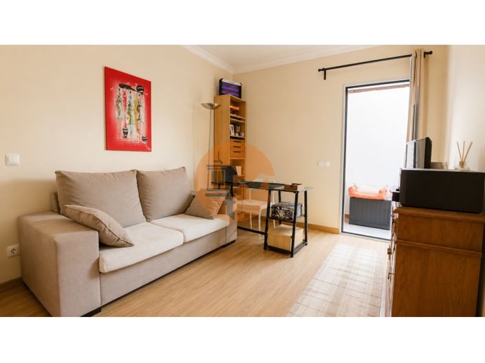 Image No.18-3 Bed Apartment for sale
