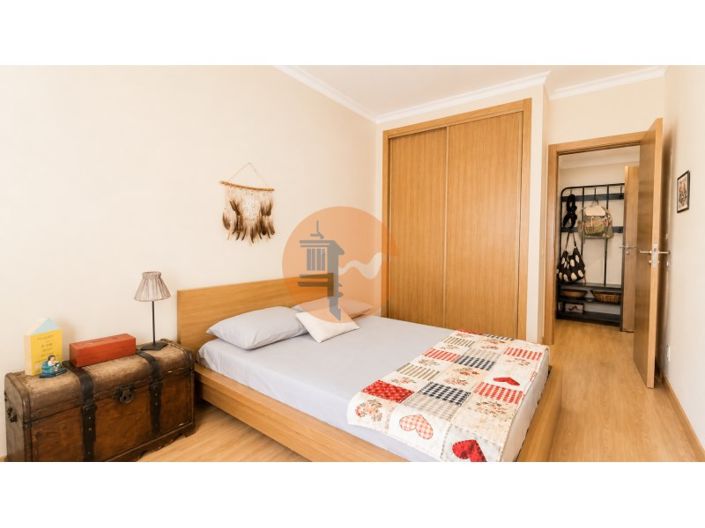 Image No.20-3 Bed Apartment for sale