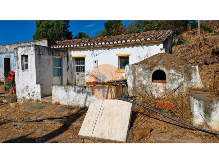 Image No.6-2 Bed House for sale