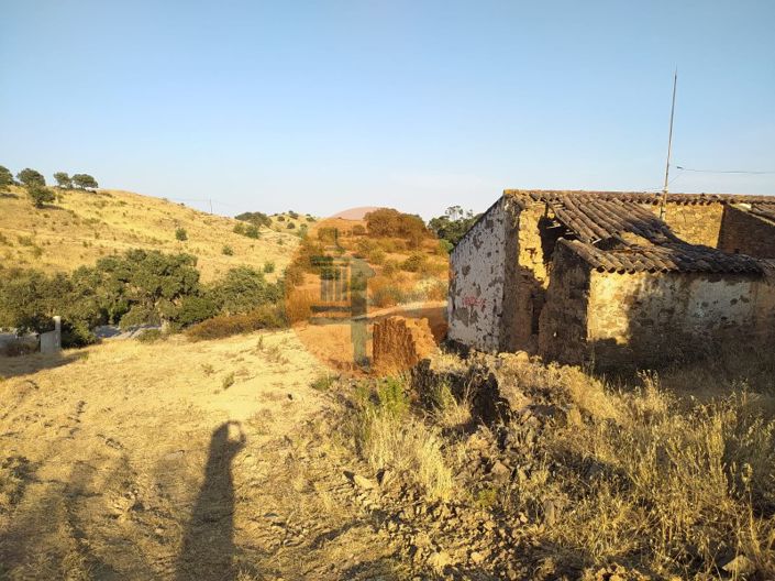 Image No.8-2 Bed House for sale