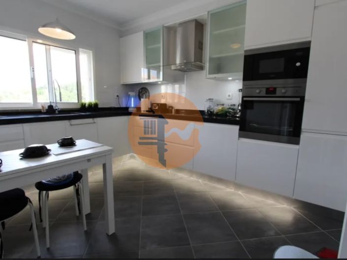 Image No.30-3 Bed House for sale