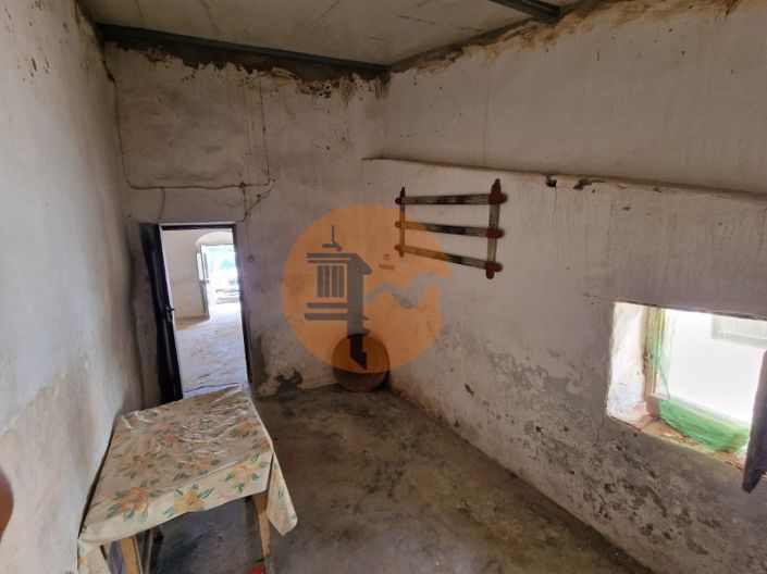 Image No.10-2 Bed House for sale