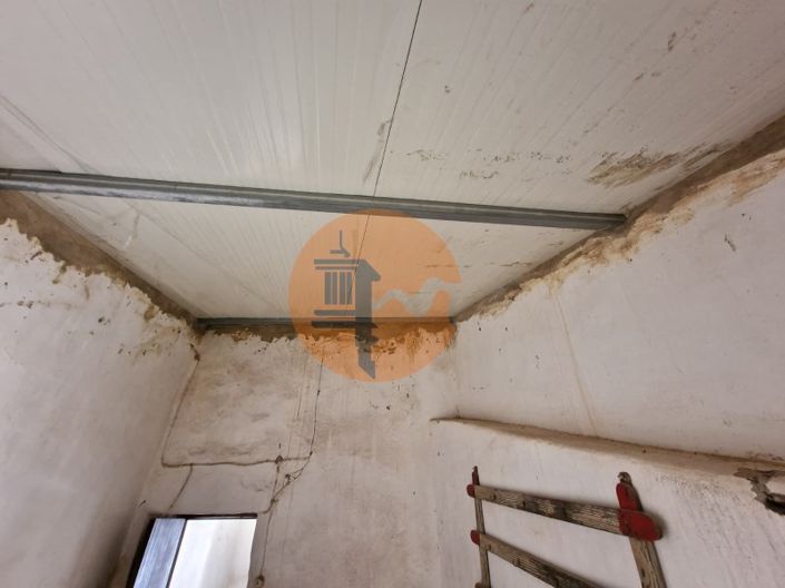 Image No.15-2 Bed House for sale