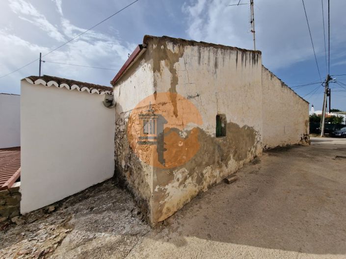 Image No.3-2 Bed House for sale