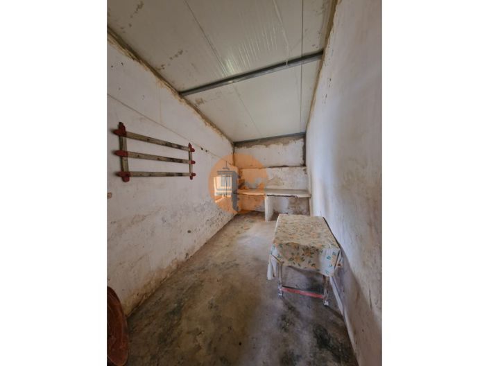Image No.9-2 Bed House for sale