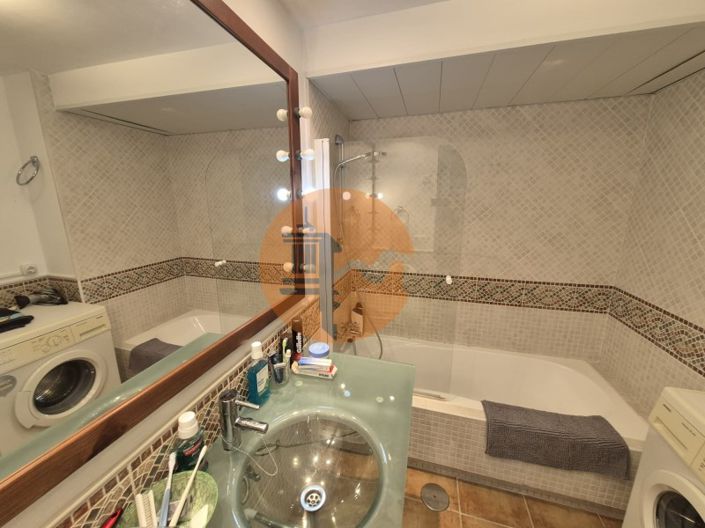 Image No.17-2 Bed Apartment for sale