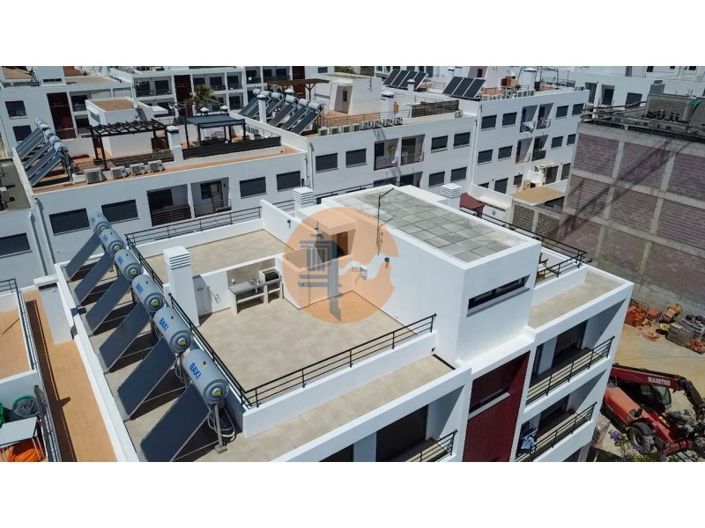 Image No.40-3 Bed Apartment for sale