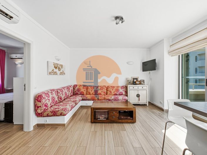Image No.24-2 Bed Apartment for sale