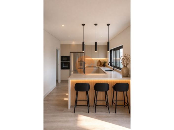 Image No.7-3 Bed House for sale