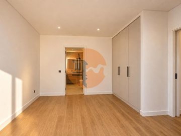 idaad7d801-0000-0500-0000-00001a57f73d
