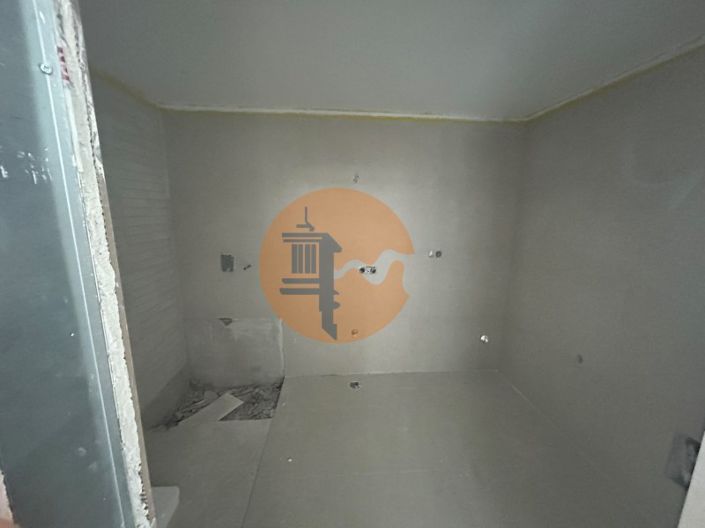Image No.24-3 Bed House for sale