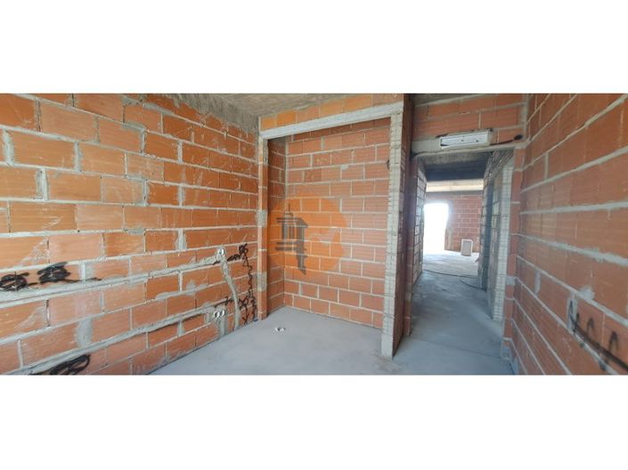 Image No.18-3 Bed Apartment for sale