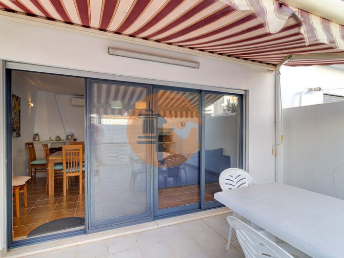 Image No.12-2 Bed House for sale