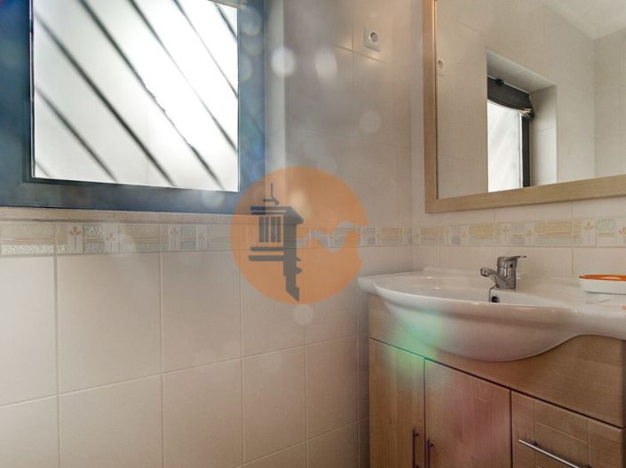 Image No.14-2 Bed House for sale
